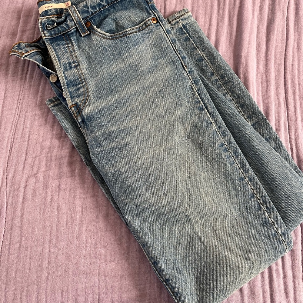 Levi Wedgie Skinny Jeans